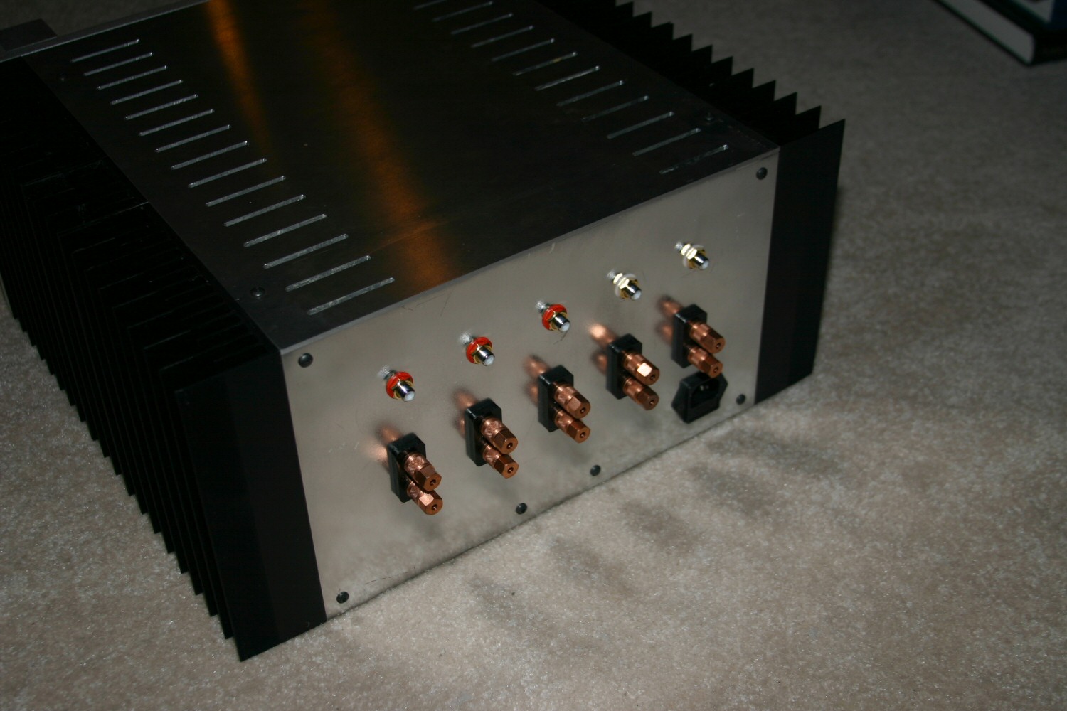 5-Channel Audio Power Amplifier